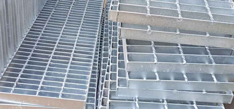 Tips Memilih Steel Grating untuk Tangga